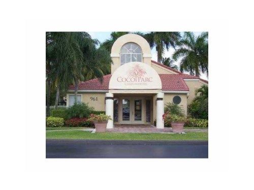 921 LYONS RD # 3202, Pompano Beach, FL 33063