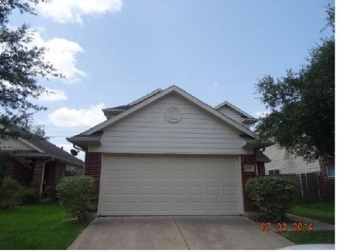 5243 San Pablo Gard, Houston, TX 77045