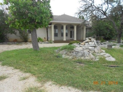 1725 Kamira, Kerrville, TX 78028