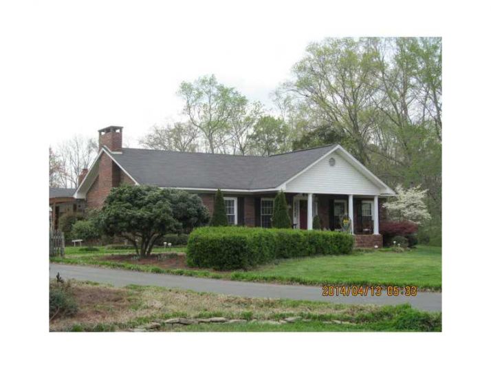 245 Peeples Farm Road, Chatsworth, GA 30705