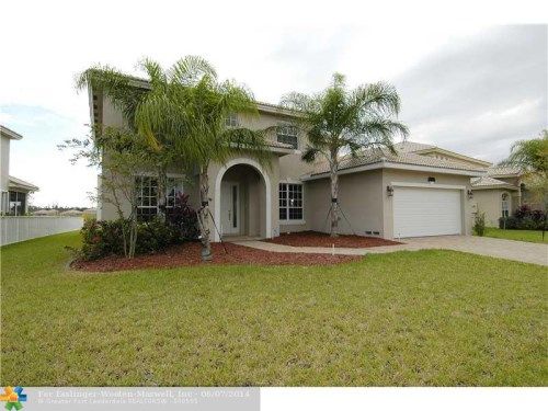 14822 SW 52 ST, Hollywood, FL 33027