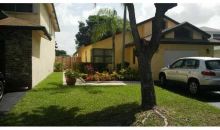 572 LAKESIDE CR Fort Lauderdale, FL 33326