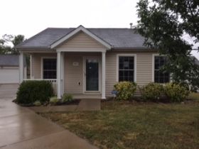 6617 Hunters Creek Blvd, Louisville, KY 40258