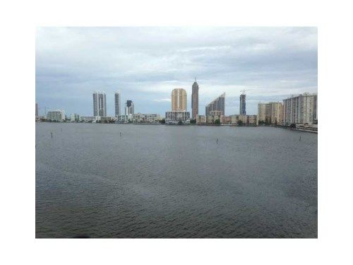 2600 ISLAND BL # 601, North Miami Beach, FL 33160