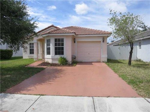 16539 NW 23 ST, Hollywood, FL 33028