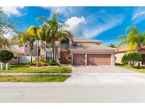 13843 NW 10 CT, Hollywood, FL 33028