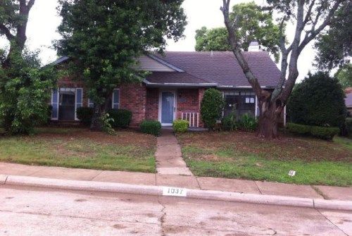 1037 Opal Drive, Desoto, TX 75115