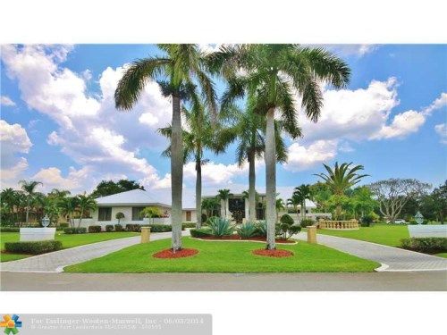 8020 BLUE RIDGE LN, Pompano Beach, FL 33067