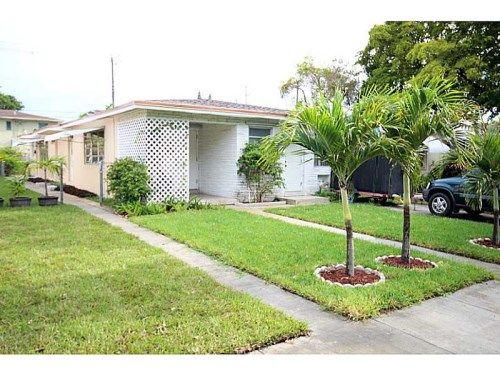 1940 LINCOLN ST, Hollywood, FL 33019