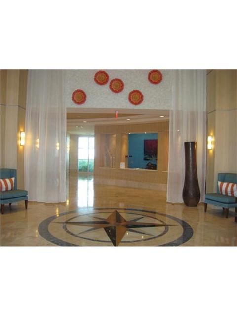 1945 OCEAN DR # 2109, Hallandale, FL 33009