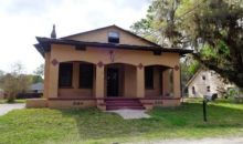 630 Pearl St Deland, FL 32720