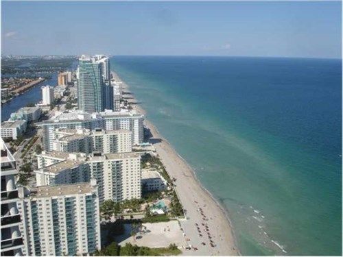 1830 S OCEAN DR # 4910, Hallandale, FL 33009