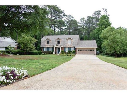 1155 Falstaff Drive, Roswell, GA 30076