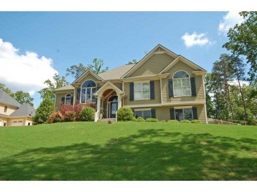 202 Amberleigh Circle Se, White, GA 30184