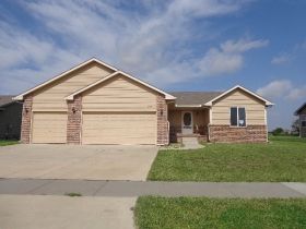 1723 N Decker St, Wichita, KS 67235