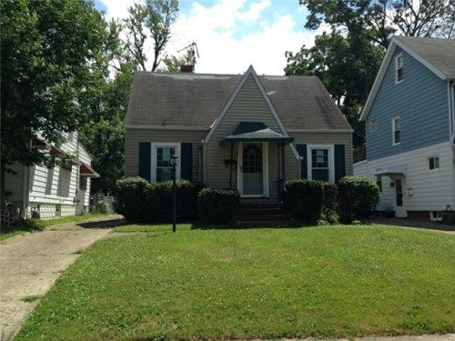 40 Gould Avenue, Bedford, OH 44146