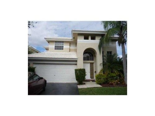 6811 NW 27 ST, Pompano Beach, FL 33063