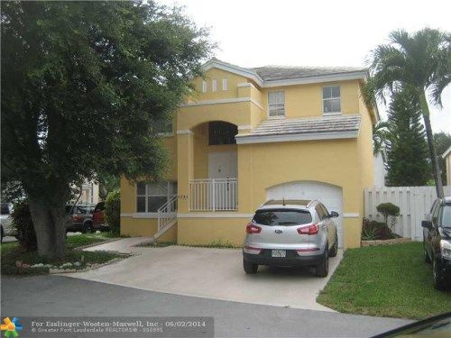 6741 FERN ST, Pompano Beach, FL 33063