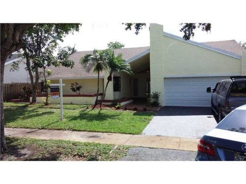 2321 NW 103RD AV, Hollywood, FL 33026