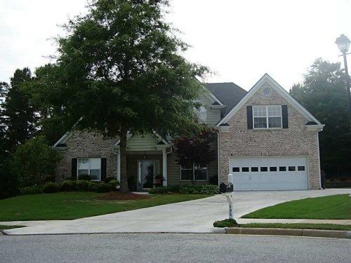 605 Aya Circle, Loganville, GA 30052