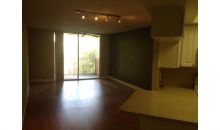 8225 LAKE DR # 405 Miami, FL 33166