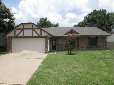 1509 Seely St, Arlington, TX 76018