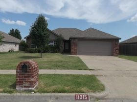 11015 E 118th Ct N, Collinsville, OK 74021