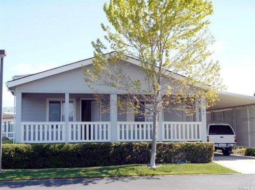 544 Rosewood Cir, Petaluma, CA 94954