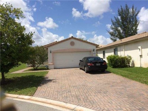 13370 SW 46 CT, Hollywood, FL 33027