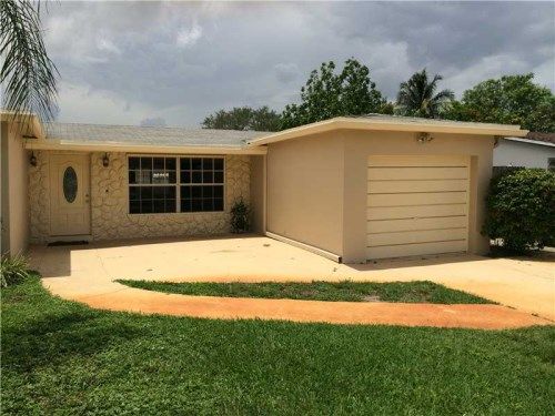 6712 NW 1 CT, Pompano Beach, FL 33063