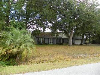 2223 Salem Dr E, Beaufort, SC 29902