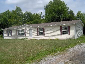 1251 Oakland Rd, Brooksville, KY 41004