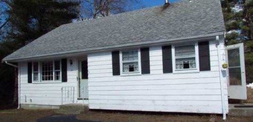 25 Quaker  Road, Carver, MA 02330