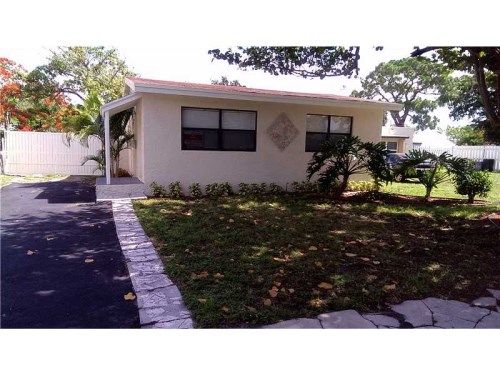 841 SW 14 ST, Pompano Beach, FL 33060