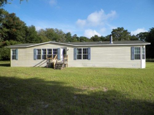 596 Cr 482n, Lake Panasoffkee, FL 33538