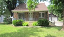 633 W Jackson St Marshfield, MO 65706