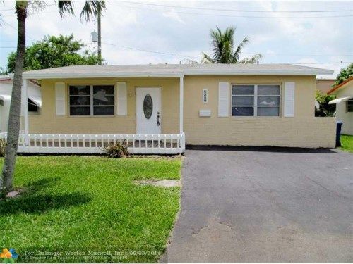 8240 NW 23RD ST, Fort Lauderdale, FL 33322