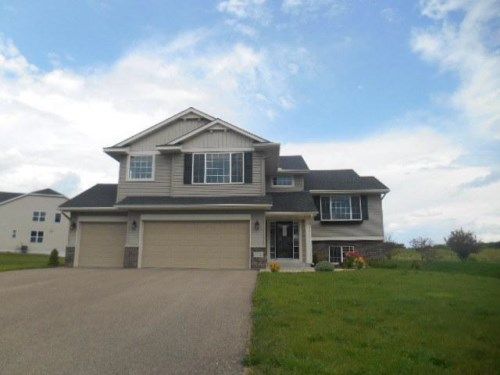 19728 Hazel Nut Ct, Lakeville, MN 55044