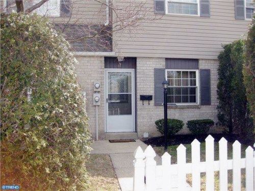 325 S WARMINSTER RD #A11, Hatboro, PA 19040