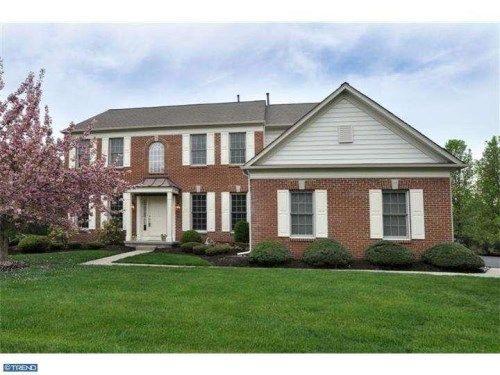 15 TERRELL DR, Washington Crossing, PA 18977