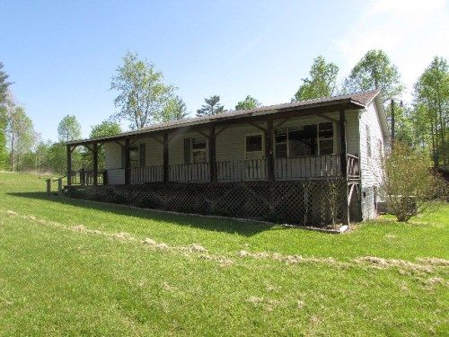 805 Fowler Falls Lane, Allardt, TN 38504