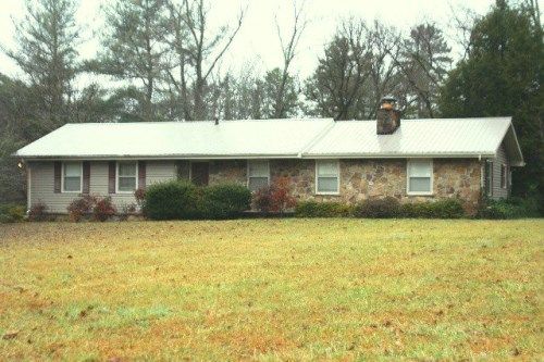 2599 Baseline Road, Allardt, TN 38504