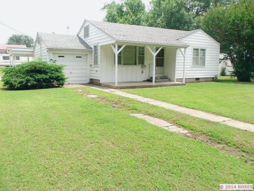 901 S Garfield Street, Wagoner, OK 74467