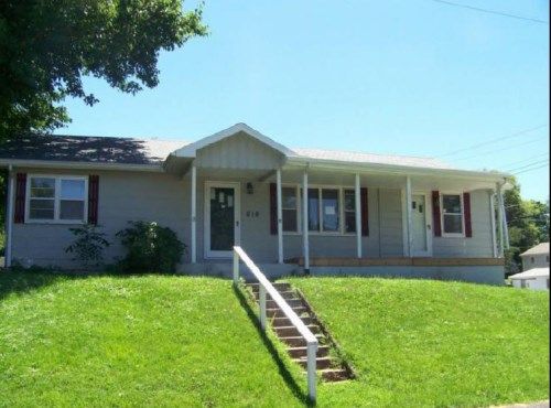 616 Elm St, Boonville, MO 65233