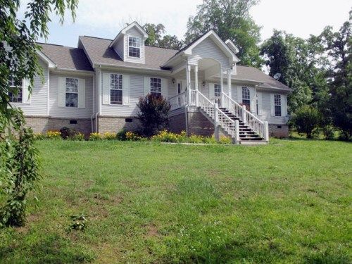 926 Mecca Pike, Tellico Plains, TN 37385