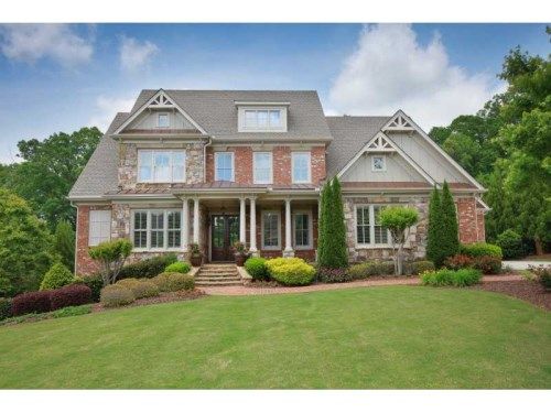 15920 Meadow King Way, Alpharetta, GA 30004