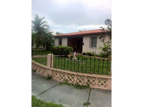 5890 E 2 AV, Hialeah, FL 33013