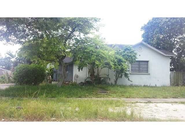 610 E 8 ST, Hialeah, FL 33010