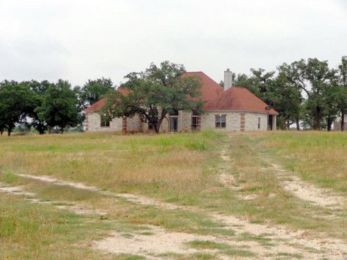 2010 Carter Rd, Dale, TX 78616