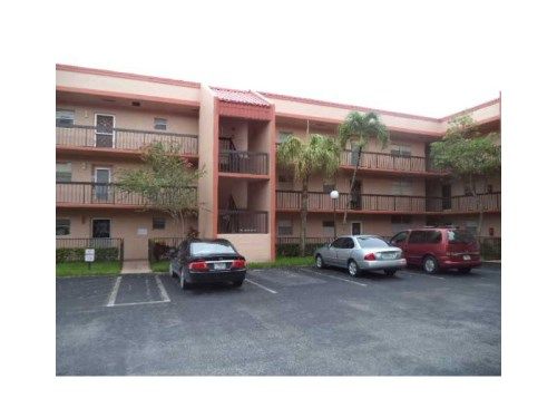 3130 HOLIDAY SPRINGS BL # 107, Pompano Beach, FL 33063